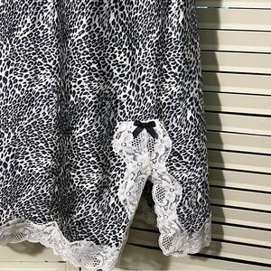 Vintage - Victora’s Secret Silk Night Slip